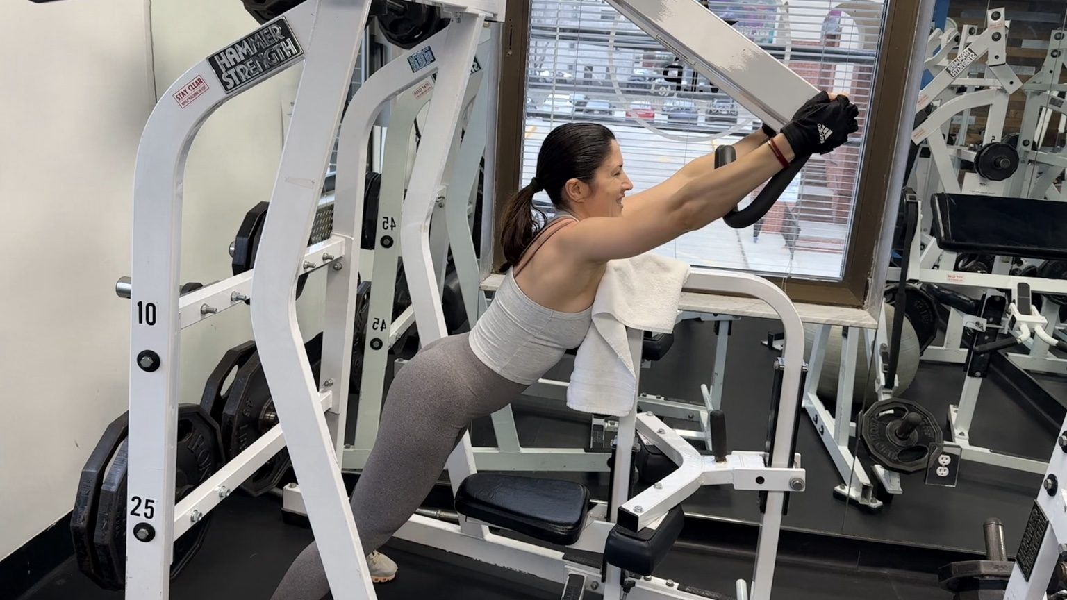 vip-fitness-center-fort-lee-nj-womens-back-training